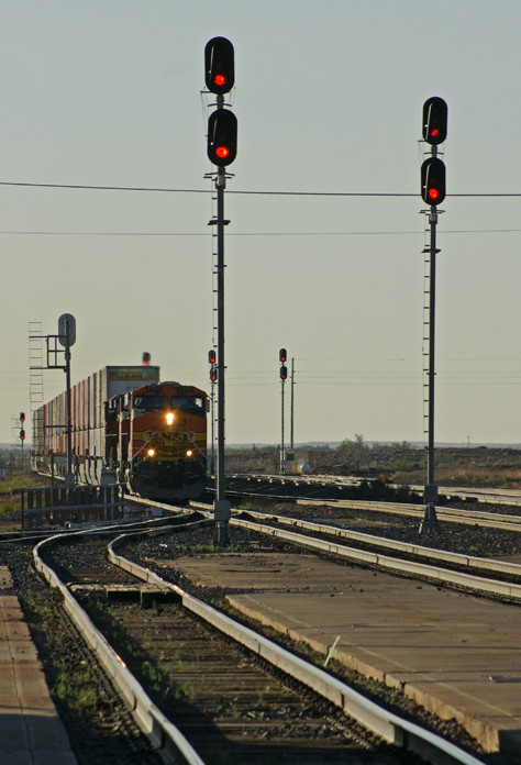 Photo of Morning westbound at Winslow