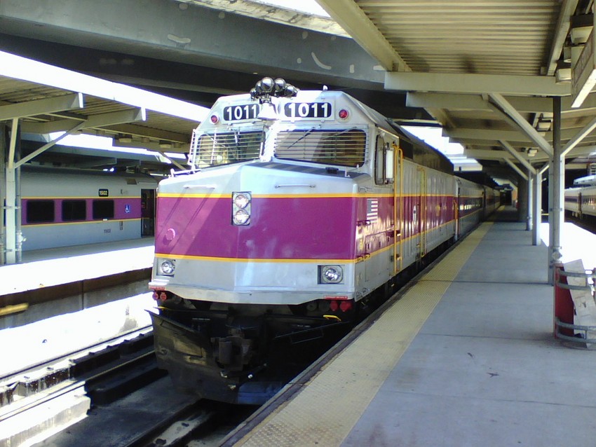 Photo of MBTA 1011