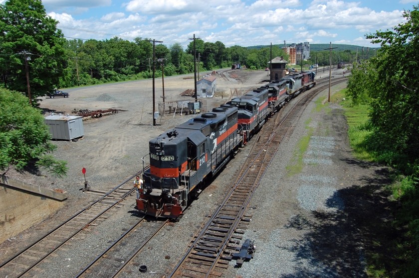 Photo of Pan Am Railways MOED Power at East Deerfield, MA