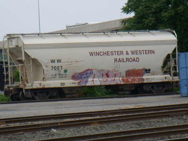 Photo of Winchester and Western Hopper at CSX Yard in Worcester, MA