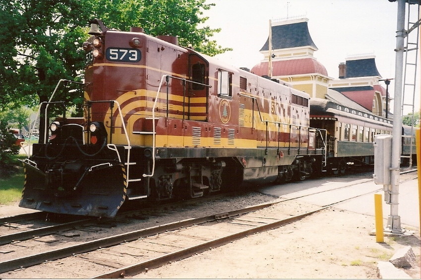 Photo of #573 with morning train