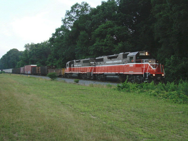 Photo of P&W Train PRWO Northbound Out Of Valley Falls,R.I.