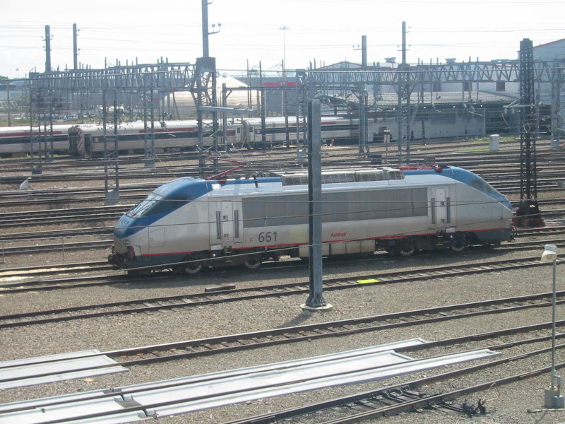Photo of Amtrak HHP8 #661