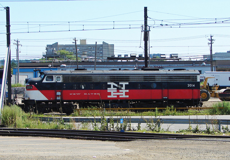 Photo of Metro North former New Haven RR FL9