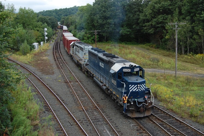 Photo of Pan Am Railways MOED arrives East Deerfield, MA