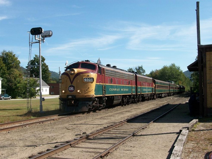 Photo of Notch Train at Bartlett