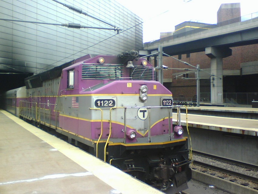 Photo of MBTA 1122