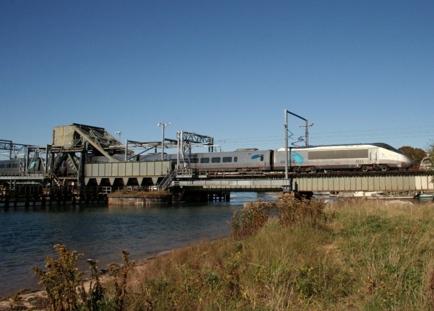 Photo of Amtrak in Waterford