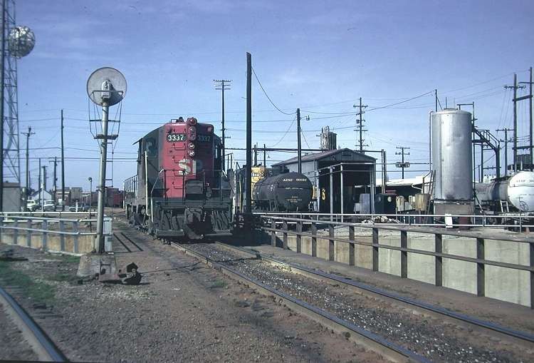 Photo of SP GP9 3337, Fort Worth, March 1973