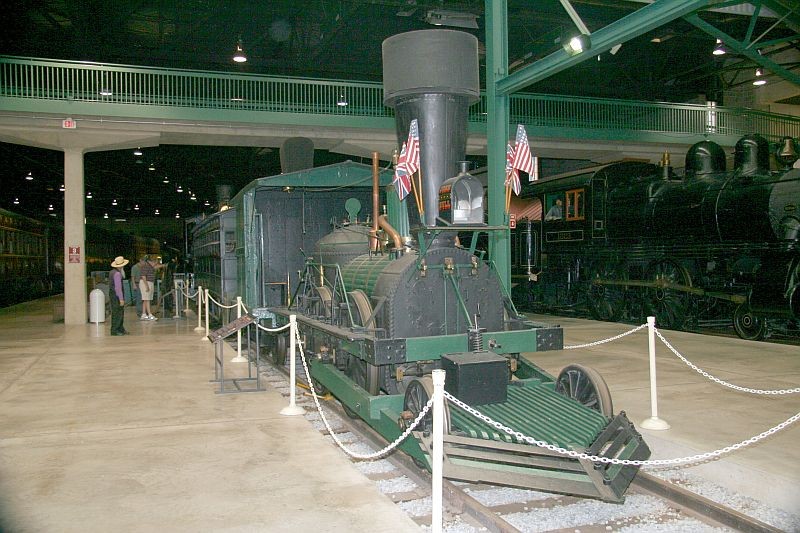 Photo of PRR Museum-hall displays