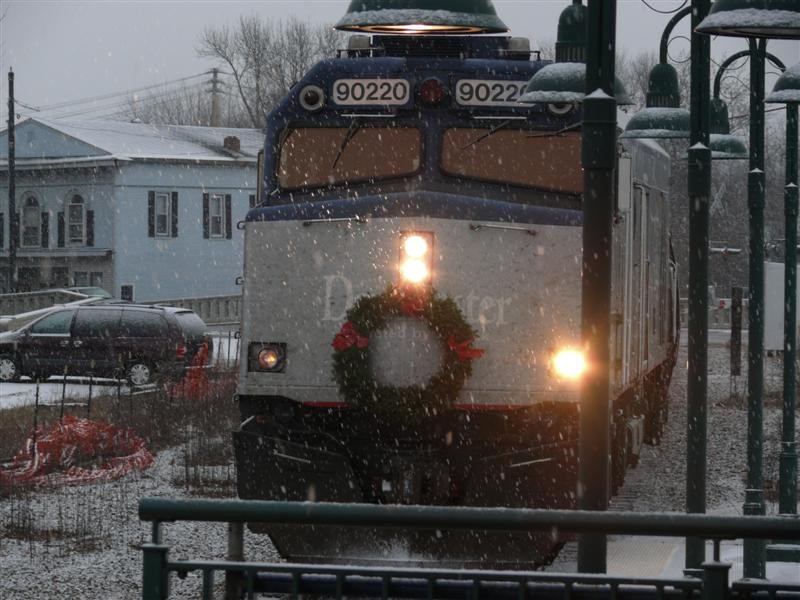 Photo of Downeaster sports a wreath