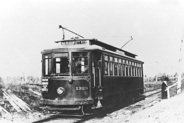 Photo of Sea View Trolley @ Nelson's Crossing,1910...need info