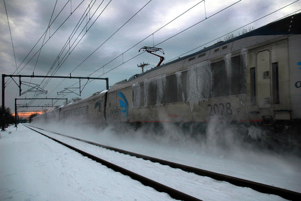 Photo of Acela barreling south In Kingston...