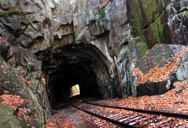 Photo of Entrance  to Taft Tunnel, blasted thru ledge in 1835