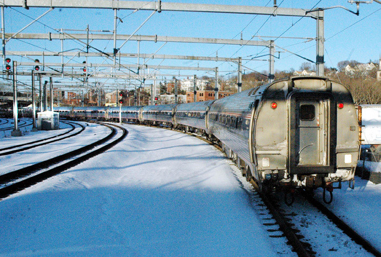 Photo of Northbound Amtrak Regional pulls out of Providence