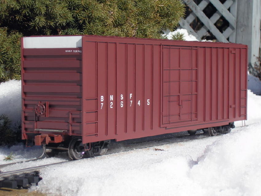 Photo of G-scale 50ft highcube boxcar