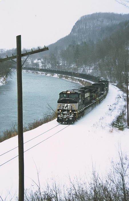Photo of Loaded Coal Train @ Pownal, VT