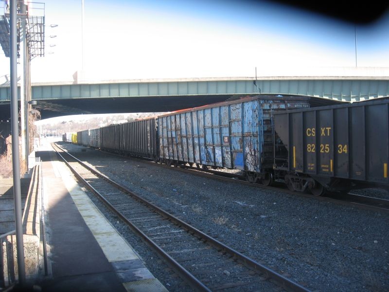 Photo of CSX frt passing Worcester Union station