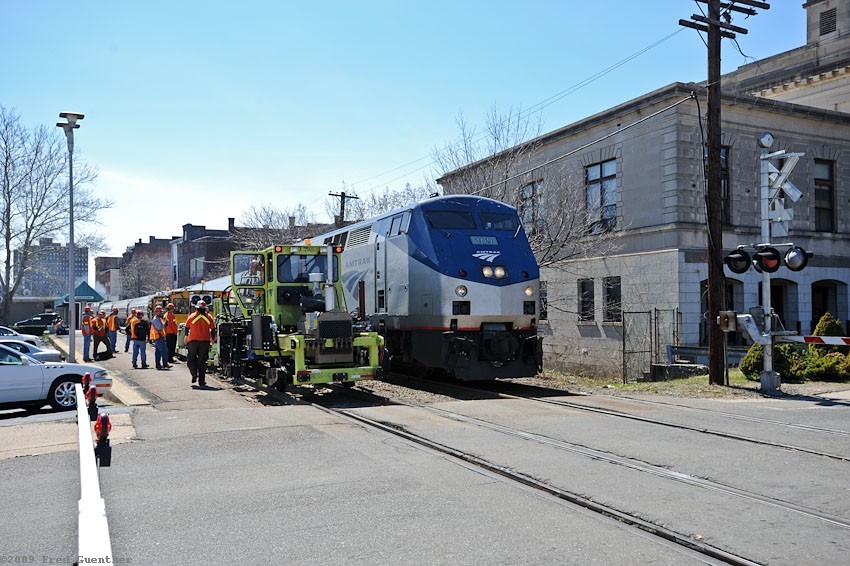 Photo of Amtrak MOW in Meriden CT