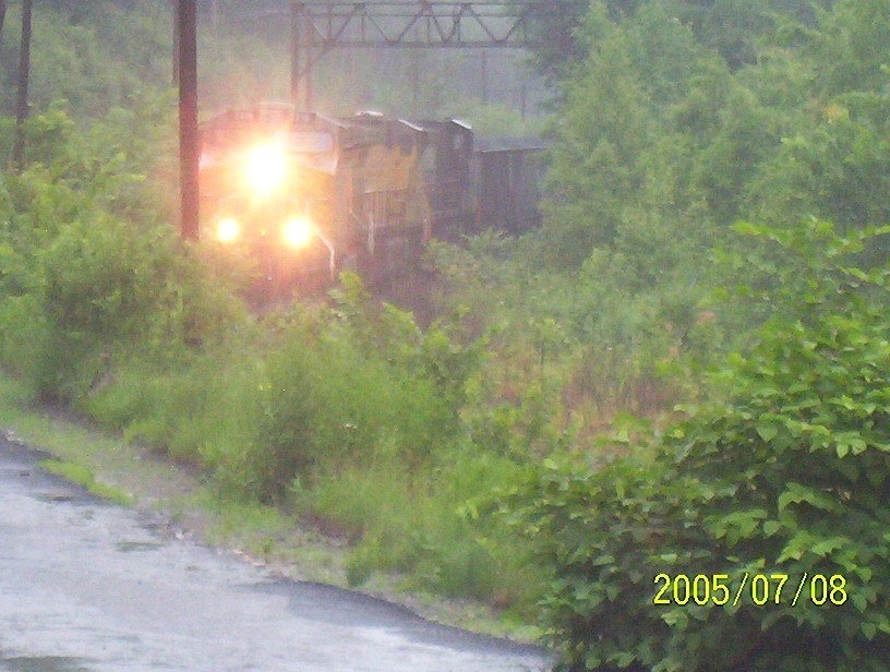Photo of up and ns power on this loaded coal train at charlemont ma