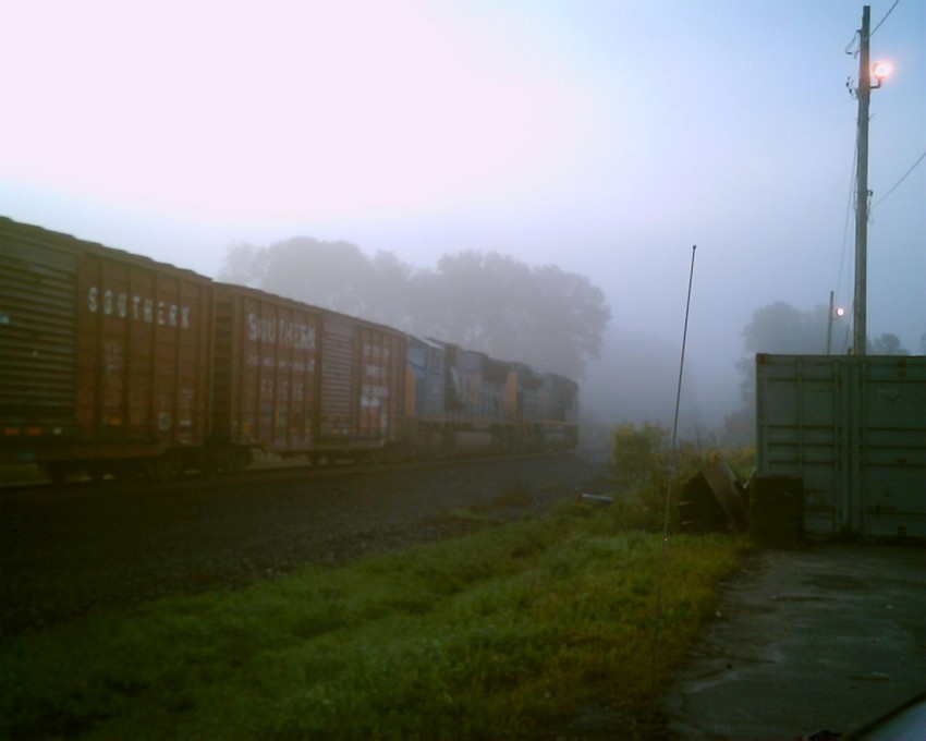 Photo of csxt train at canaan ny morning fog