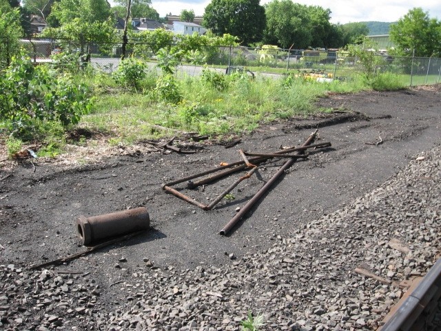 Photo of more old junk from the days of the newhaven rail yard #2