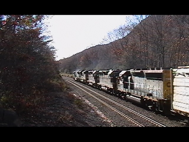 Photo of csx train eastbound at chester ma