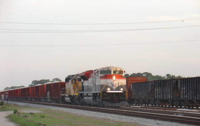 Photo of SD70M-2 pulling into yard