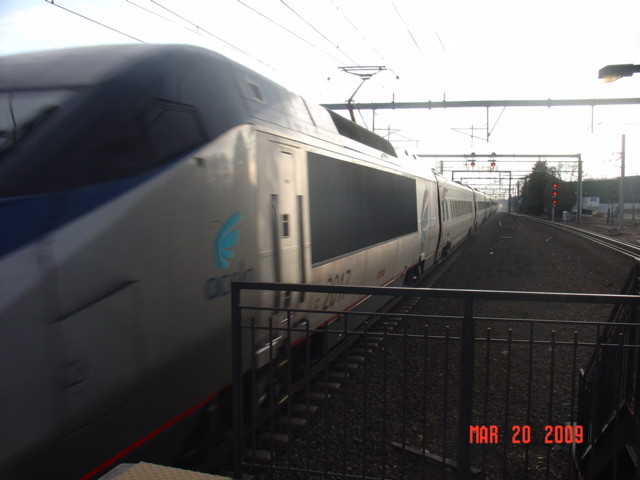 Photo of Fast Acela going through Saybrook