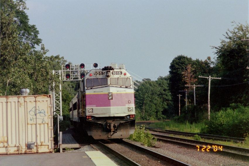 Photo of F40PH 1015 at Fitchburg