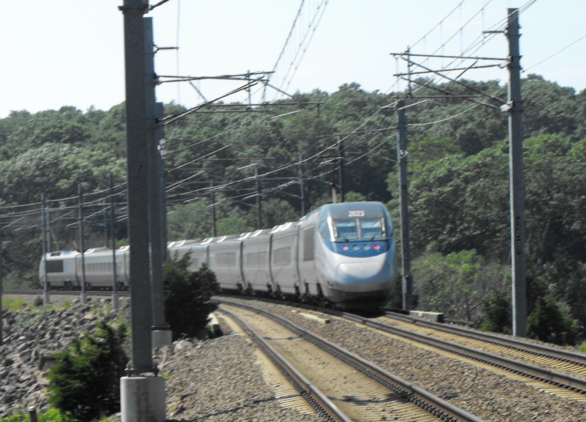 Photo of Amtrak on the Former New Haven Shoreline E. Lyme, CT