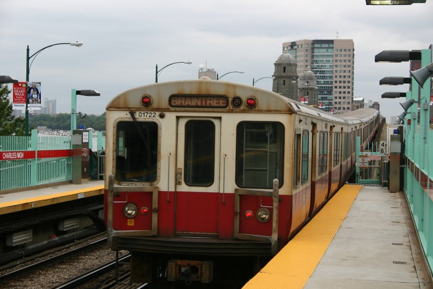 Photo of MBTA Red Line Train Departing Charles/MGH