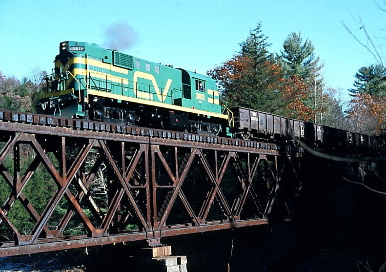 Photo of CENTRAL VERMONT ALCO RS-11