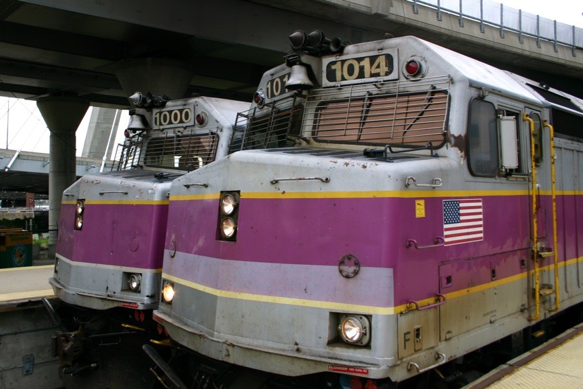Photo of MBTA Commuter Rail F40PHs at North Station