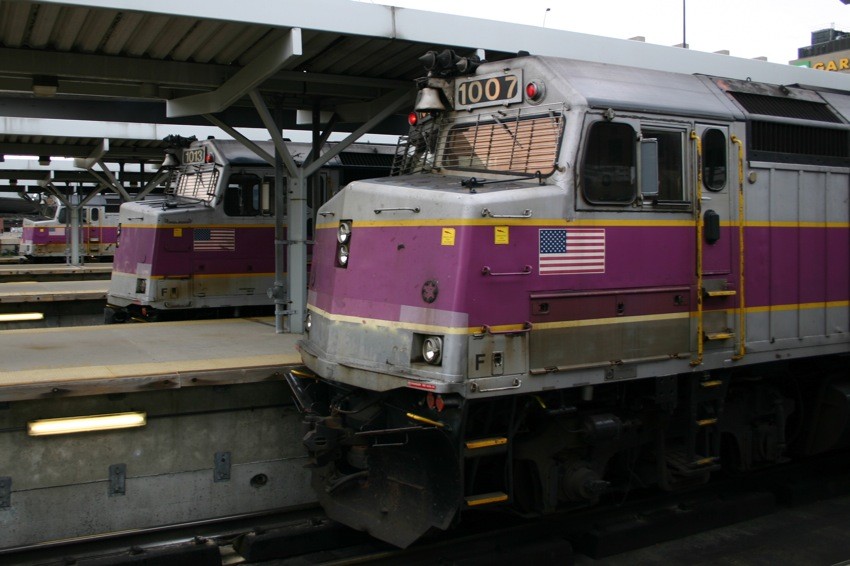 Photo of MBTA F40PHs at North Station