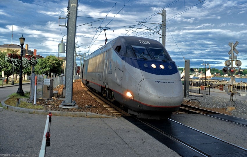 Photo of Acela 2025 in New London
