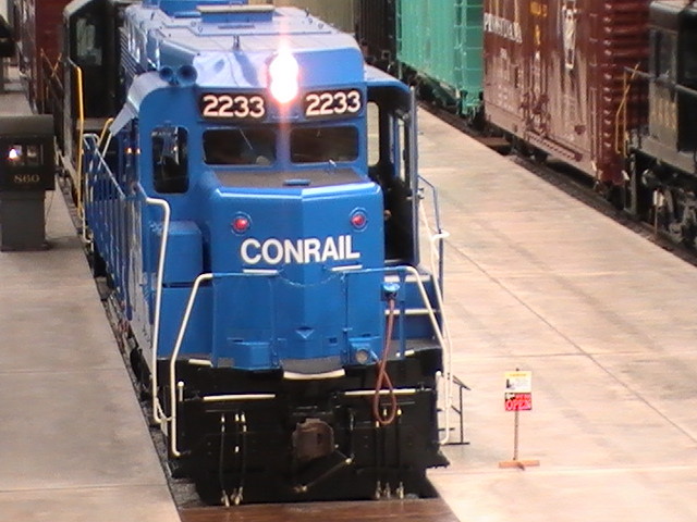 Photo of Conrail #2233