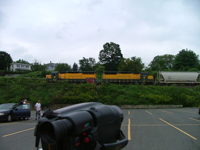 Photo of housatonic railroad nx12 heading home for the day