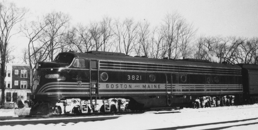 Photo of B&M 3821 in Brunswick Maine