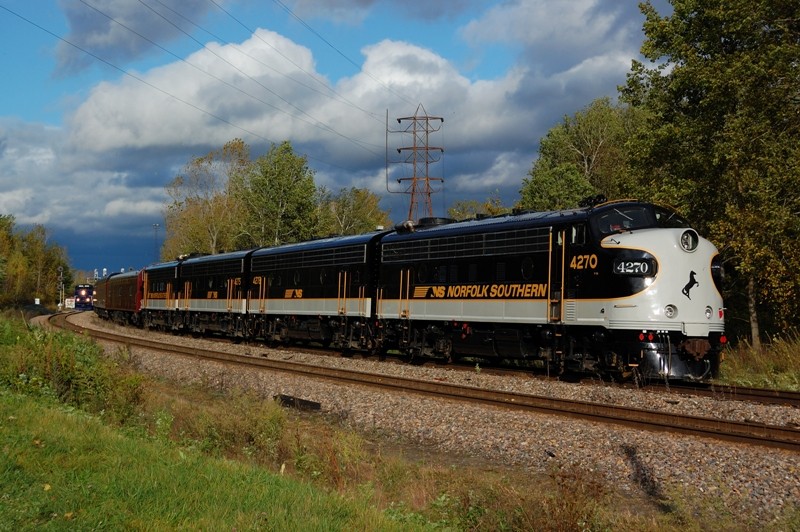 Photo of The NS F-Units in Mohawk Yard