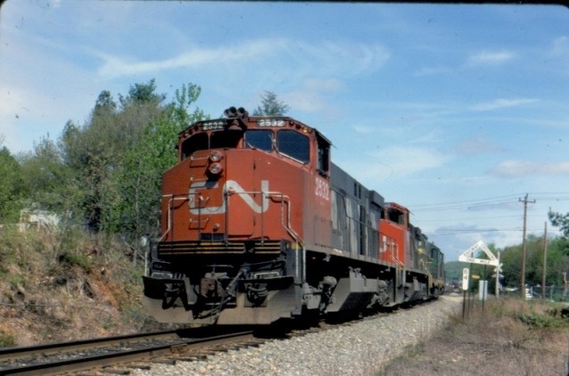 Photo of CN MLW's working on the CV at Palmer, Mass