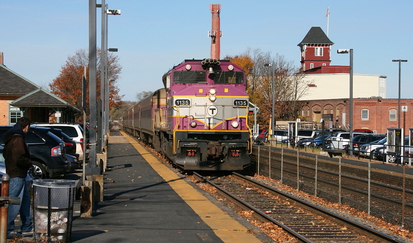 Photo of MBTA Outbound @ Norwood Central