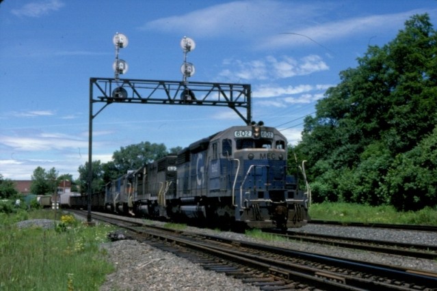 Photo of MEC SD40  at Greenfield, Mass