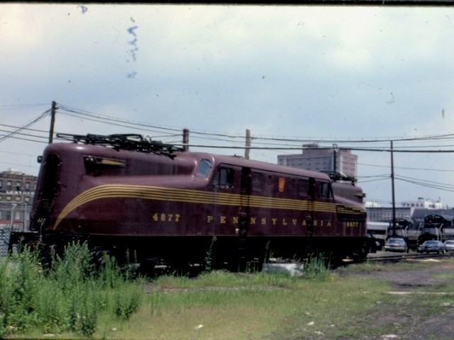 Photo of GG1 4877 stored at Hoboken, NJ