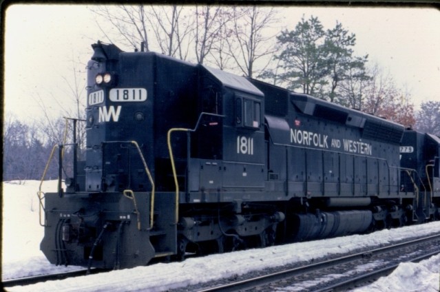 Photo of N&W SD45 on B&M