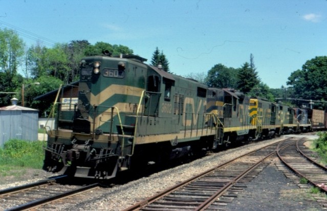 Photo of CV freight at Amherst, Mass