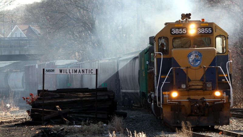 Photo of NECR train 608 arrives in Willimantic Connecticut