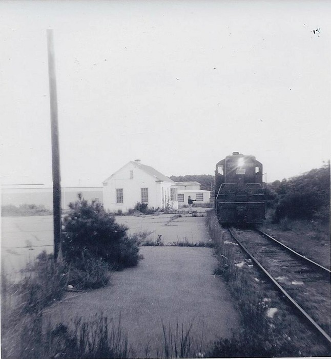 Photo of Yarmouth, Mass. in the Penn Central Days