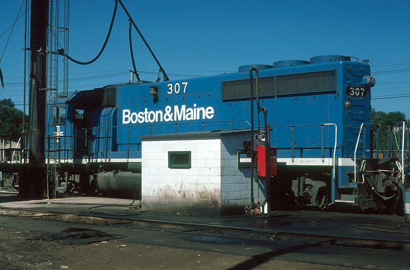 Photo of BM EMD GP40-2 No. 307