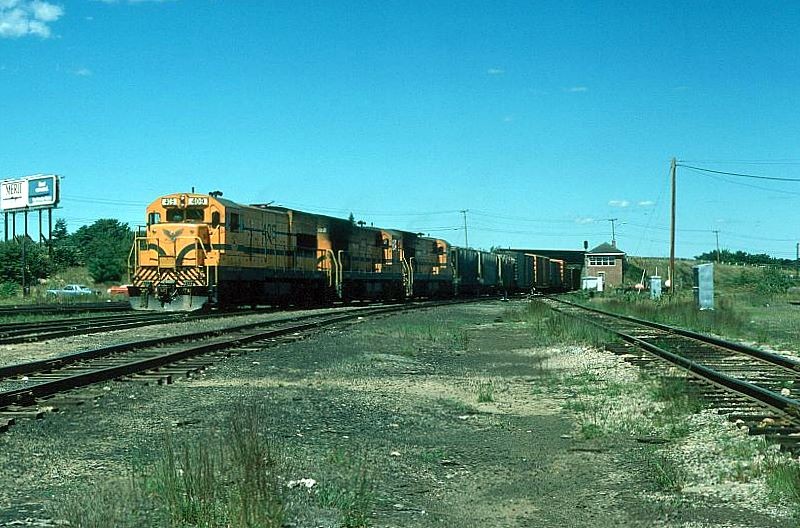 Photo of MEC Mixed Freight Train BR-2
